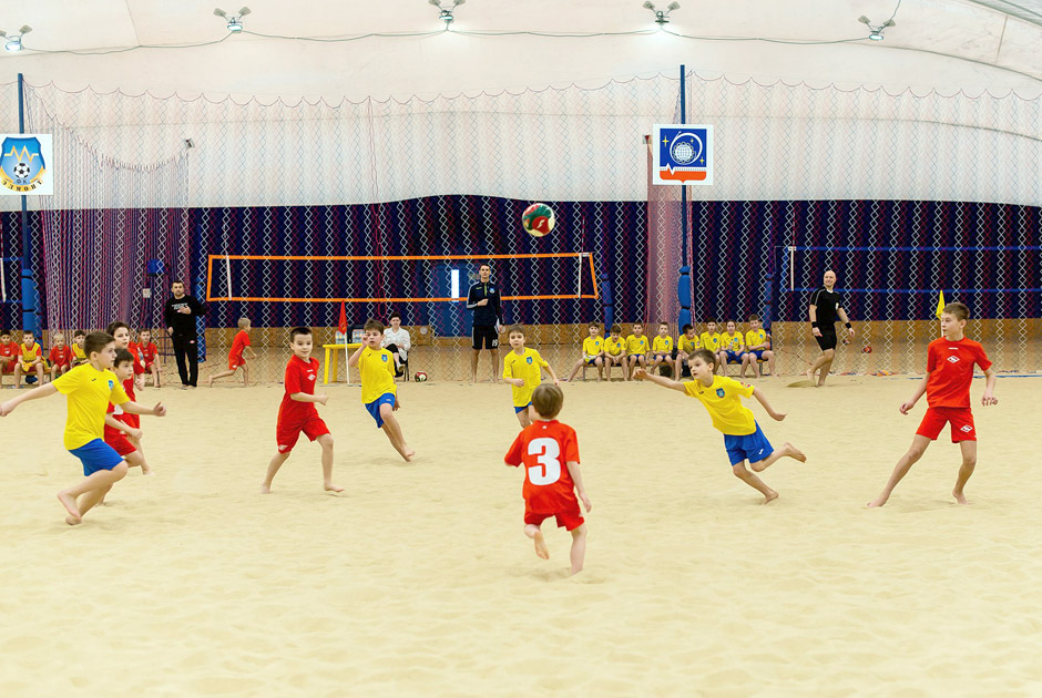 Inflatable sports domes